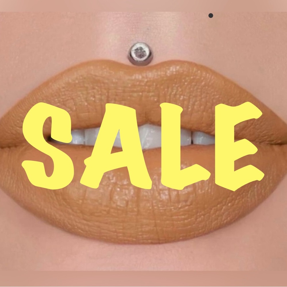 Jeffree Star Velvet Trap Lipstick - Unphazed - Picture 6 of 6